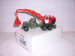 CON2928/01 - Pelle POCLAIN TP30 sur chassis de camion GMC éditée 300 pièces