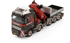 WS410302 - Camion solo avec grue PALFINGER aux couleurs MAMMOET - VOLVO FH05 10x4