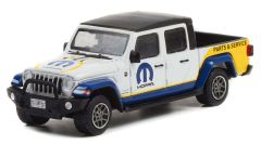 GREEN41140-F - Voiture sous blister de la série RUNNING ON EMPTY - JEEP Gladiator de 2021 MOPAR