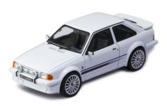 Voiture de 1984 couleur blanche – FORD Escort MK III RS Turbo