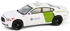 GREEN43035-D - Voiture sous blister de la série HOT PURSUIT - Services de douane des Etats-Unis - DODGE Charger 2014