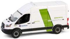 GREEN43035-E - Voiture sous blister de la série HOT PURSUIT - Services de douane des Etats-Unis - FORD Transit 2020 blanc