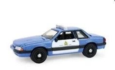 GREEN43065-A - Voiture sous blister de la série HOT PURSUIT - EDITION SPECIALE CANADA - FORD Mustang 1991 - GRC
