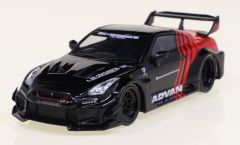 SOL4311204 - Voiture de 2020 couleur noire et rouge – NISSAN GTR LBWK