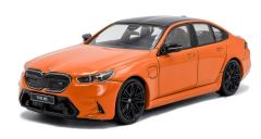 SOL4317552 - Voiture de 2024 couleur orange - BMW M5