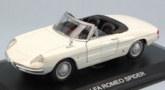 BUR43211WI - Voiture cabriolet de couleur blanche – ALFA ROMEO spider