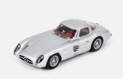 SCH43U00049 - Voiture coupé de 1955 couleur grise - MERCEDES-BENZ 300 SLR Uhlenhaut