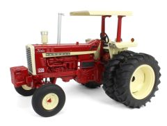 ERT44416 - Tracteur avec roues jumelées Edition Prestige - 60e Anniversaire - FARMALL 1206 avec canopy