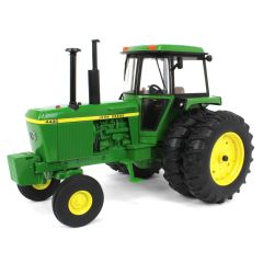 ERT45832 - Tracteur avec roues jumelées – JOHN DEERE 4430