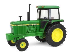 ERT45921 - Tracteur JOHN DEERE 4240 2wd