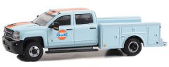 GREEN46130-C - Voiture sous blister de la série DUALLY DRIVERS - CHEVROLET 3500 HD Dualy 2018 GULF Oil