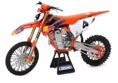 NEW49743 - Moto cross pilotée par Chase SEXTON - KTM 450SX F #4 Red Bull