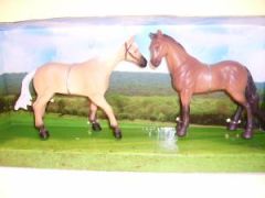 NEW37215A - Set de 2 Chevaux