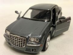 NEW50433HH - Voiture de couleur grise foncé – CHRYSLER 300C