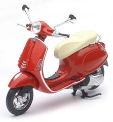 NEW57553B - VESPA Primavera 2013 Rouge