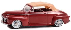 GREEN62010-C - Voiture sous blister de la série TV Home Improvement 1991-1999 - FORD Super De Luxe 1946 cabriolet