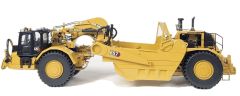 CCM657 - Engin de chantier limité à 400 pièces - Scraper CAT 657