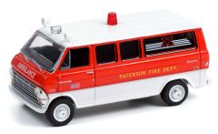 GREEN67020-A - Véhicule sous blister - FORD Econoline Service d'incendie de Paterson New Jersey FIRE & RESCUE 5901