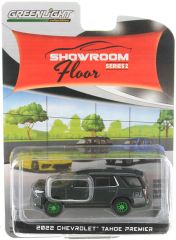 GREEN68020-D_VERT - Voiture avec jantes vertes sous blister de la série SHOWROOM FLOOR - CHEVROLET Tahoe premier 2022 gris 