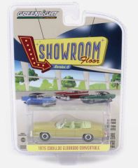 GREEN68060-D - Voiture sous blister de la série SHOWROOM FLOOR - CADILLAC Eldorado convertible couleur beige de 1975