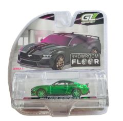 GREEN68070-B_VERT - Voiture sous blister de la série SHOWROOM FLOOR - FORD Mustang GT 2024 de couleur VERTE