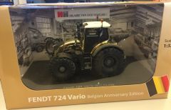 UH5294 - Tracteur FENDT 724 Gold