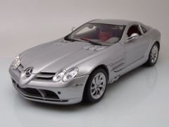 MMX73004ARGENT - Voiture coupé de 2005 couleur argent - MERCEDES SLR McLaren