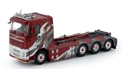 TEK74278 - Camion porteur aux couleurs PO NIELSEN - VOLVO FH04 8x2