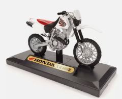 MMX76205-C - Moto de couleur blanche et rouge - HONDA XR400R