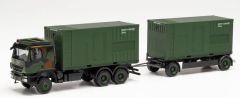 HER746847 - Camion porteur avec container et remorque porte container BUNDESWEHR – IVECO 6x4