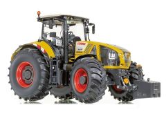Tracteur aux couleurs de l'entreprise LEOHARD WEISS - CLAAS Axion 930
