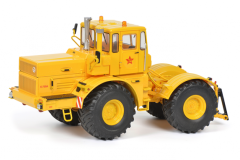 SCH7718 - Tracteur KIROVETS K-700A
