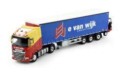 TEK83736 - Camion avec remorque 3 essieux et chariot élévateur E. VANWIJK – DAF XG 4x2