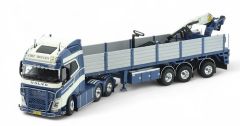 TEK86157 - Camion avec plateau et grue de déchargement - CRIT BEULEN - VOLVO FH04 Globetrotter 6x2