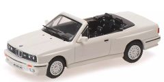MNC870020231 - Voiture cabriolet de 1988 couleur blanche - BMW M3 E30