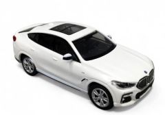 MNC870020520 - Voiture de 2020 couleur blanche - BMW X6
