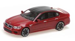 MNC870028005 - Voiture de 2018 couleur rouge métallisé - BMW M5
