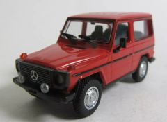 MNC870038060 - Voiture de 1979 couleur rouge - MERCEDES Class-G W460 court