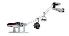 JC84394 - Remontée mécanique de couleur Grise et noire avec un télésiège et une télécabine