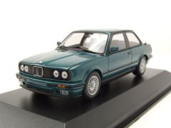 MXC940024002 - Voiture de 1989 couleur verte - BMW  Série 3  (E30)