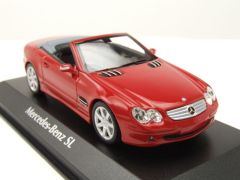 MXC940031031 - Voiture de 2001 couleur rouge métallisé - MERCEDES SL-Klasse R230