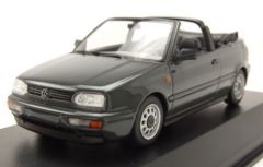 MXC940055531 - Voiture cabriolet de 1997 couleur grise – VW Golf III