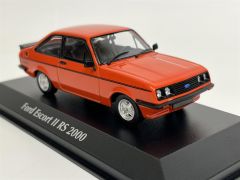 MXC940084301 - Voiture de 1975 couleur rouge – FORD escort II RS2000