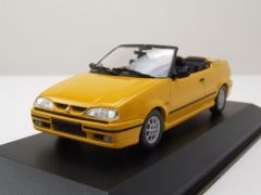 MXC940113730 - Voiture cabriolet de 1992 couleur jaune - RENAULT 19