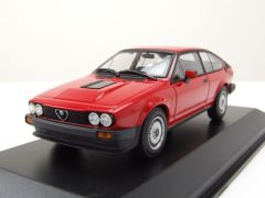 MXC940120140 - Voiture de 1983 couleur rouge - ALFA ROMEO  GTV 6