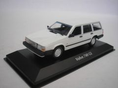 MXC940171710 - Voiture break de 1986 couleur blanche – VOLVO 740GL