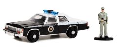 GREEN97140-D - Voiture sous blister de la série THE HOBBY SHOP - FORD LTD Crown victoria avec officier de police