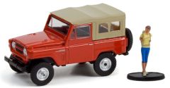 GREEN97120-A - Voiture sous blister - NISSAN Patrol avec randonneuse 1975 THE HOBBY SHOP séries 12