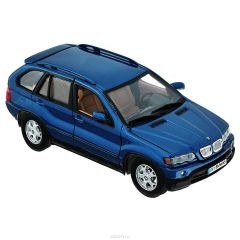 MMXX73254MB - Voiture bleu BMW X5