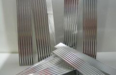 AGR014 - Lot echelle 1/32 de 50 tôles gris alu